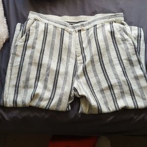 Old Navy cropped ponte pants